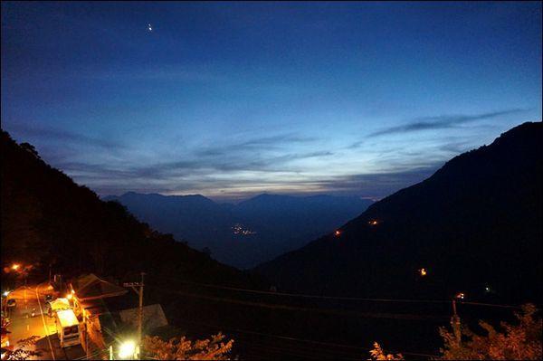 Da Kuan Peach Farm Resort Hualing Bagian luar foto