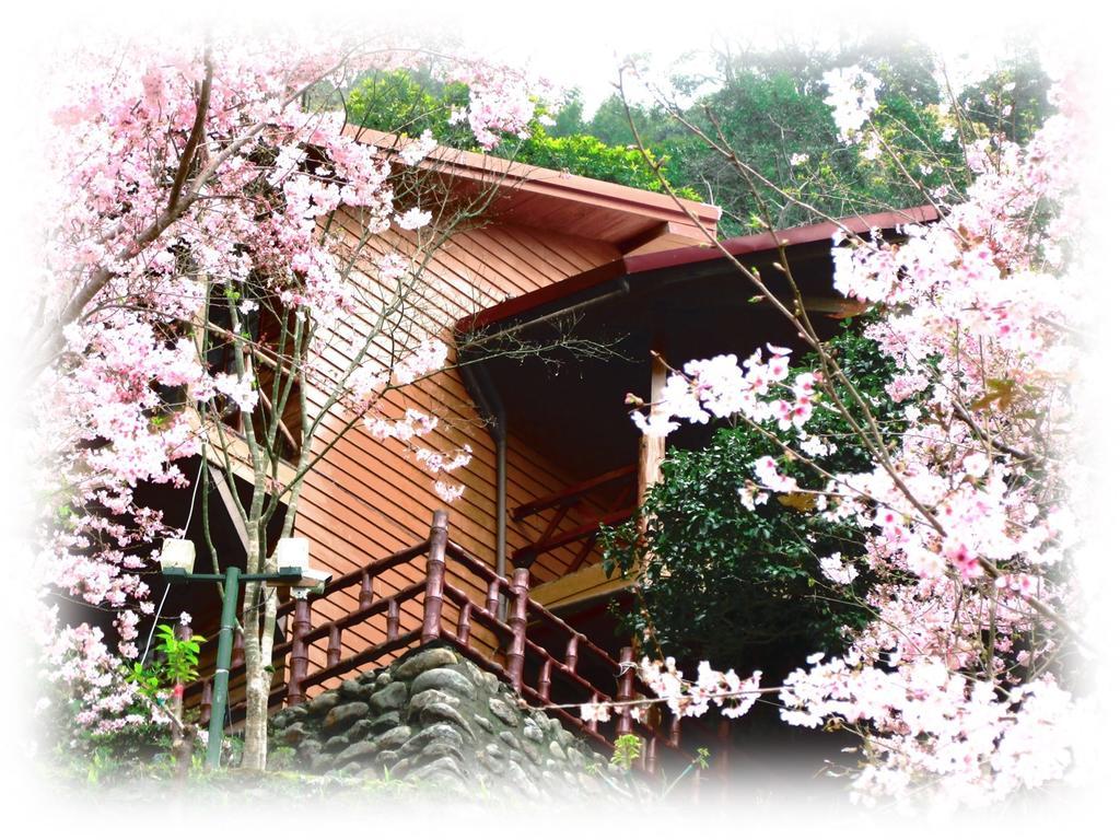 Da Kuan Peach Farm Resort Hualing Bagian luar foto